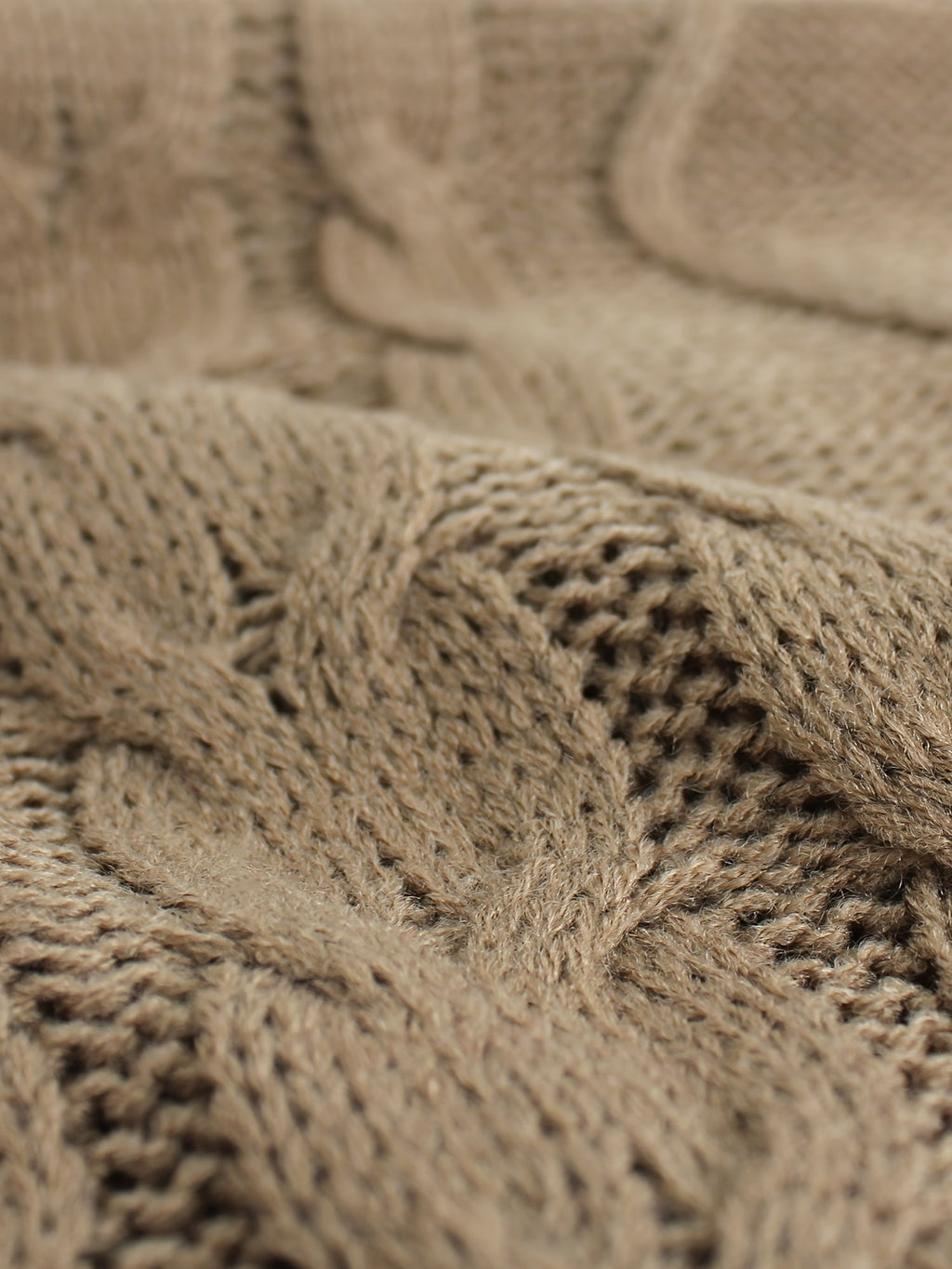 Women's Cable-Knit V-Neck Sweater Vest in a Relaxed Fit