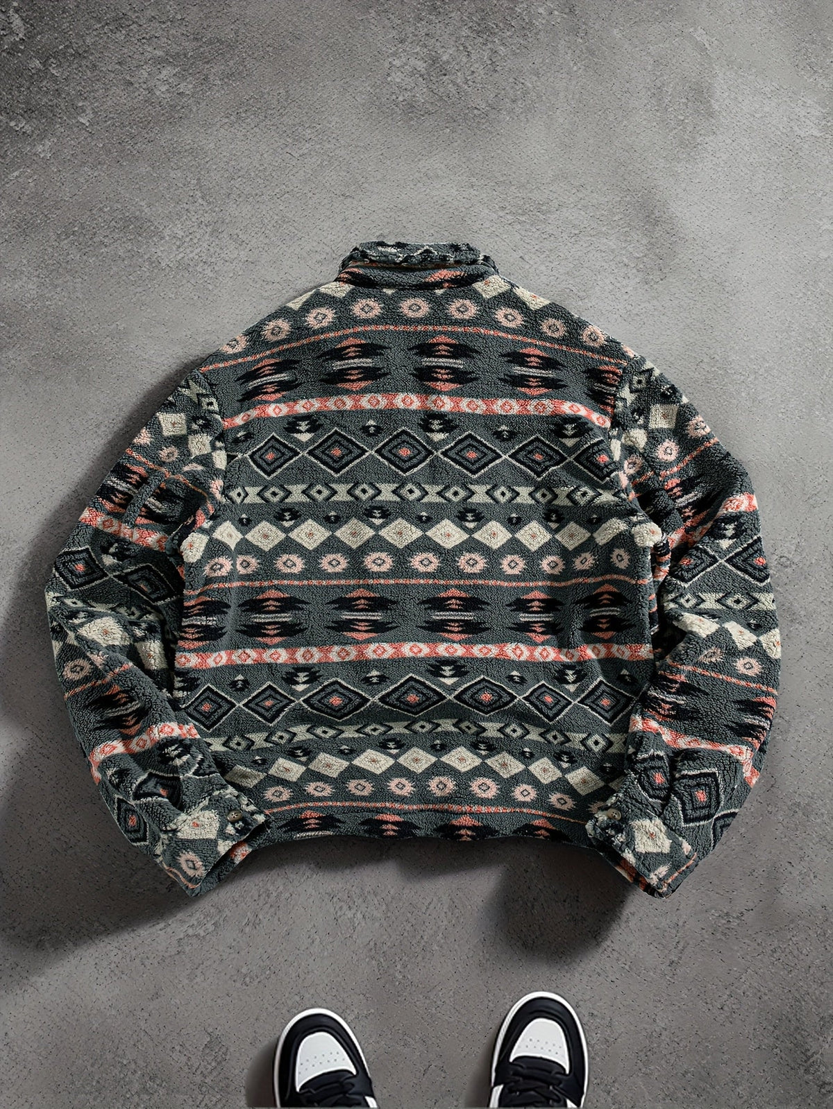 Men's Boxy Teddy Fleece Jacket with Full Zip and Welt Pockets