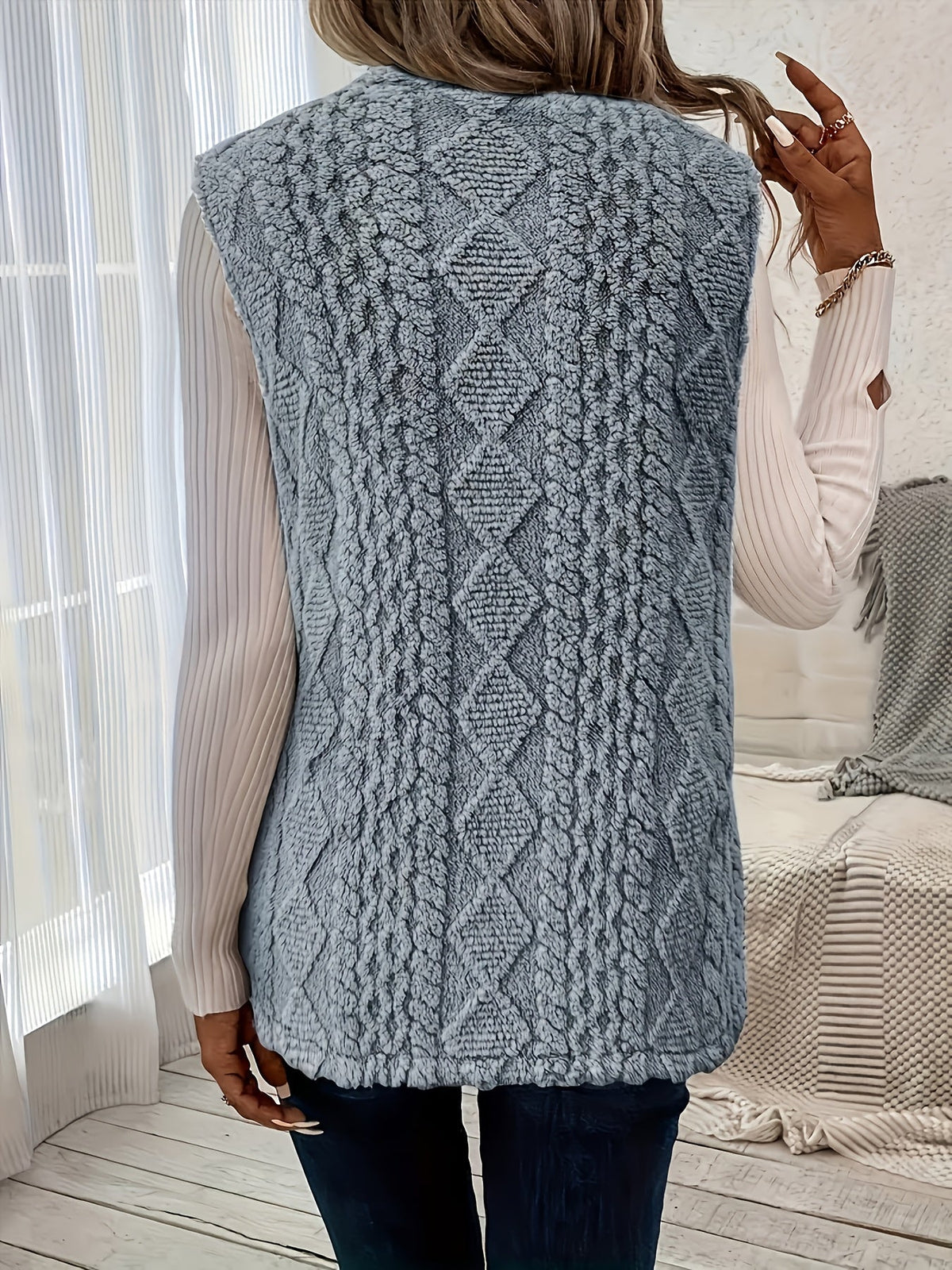 Women's Open Plush Layering Vest with Two Front Pockets