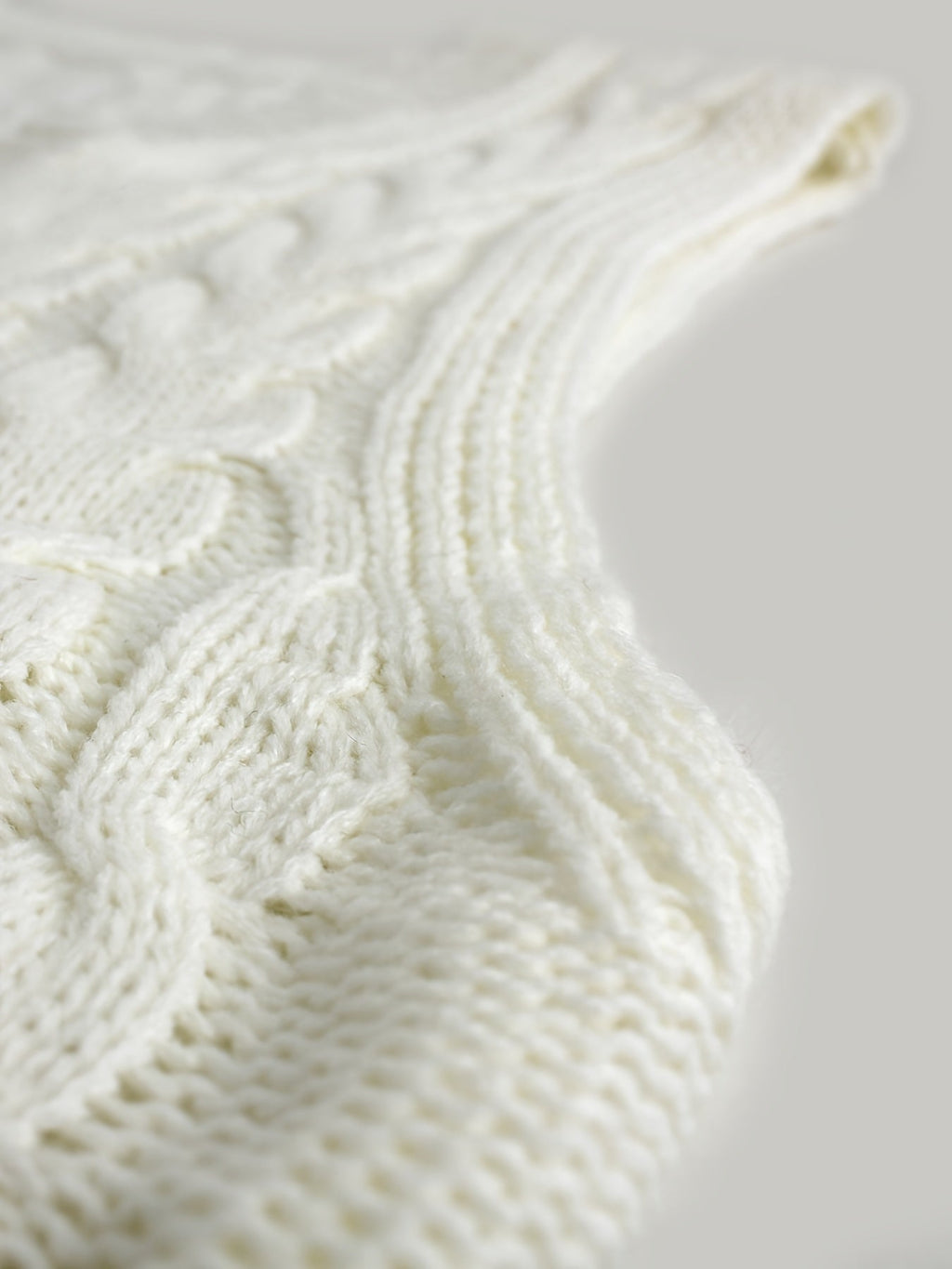 Women's Cable-Knit V-Neck Sweater Vest in a Relaxed Fit
