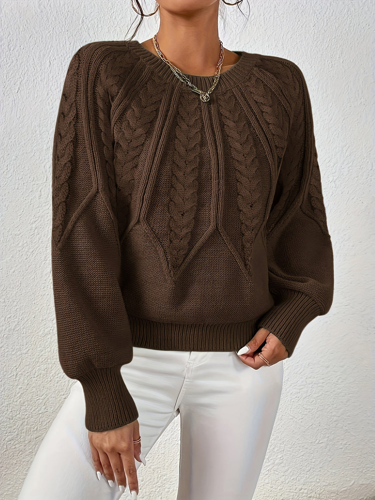 Women's Relaxed Cable-Knit Sweater with Raglan Sleeves and Ribbed Hem