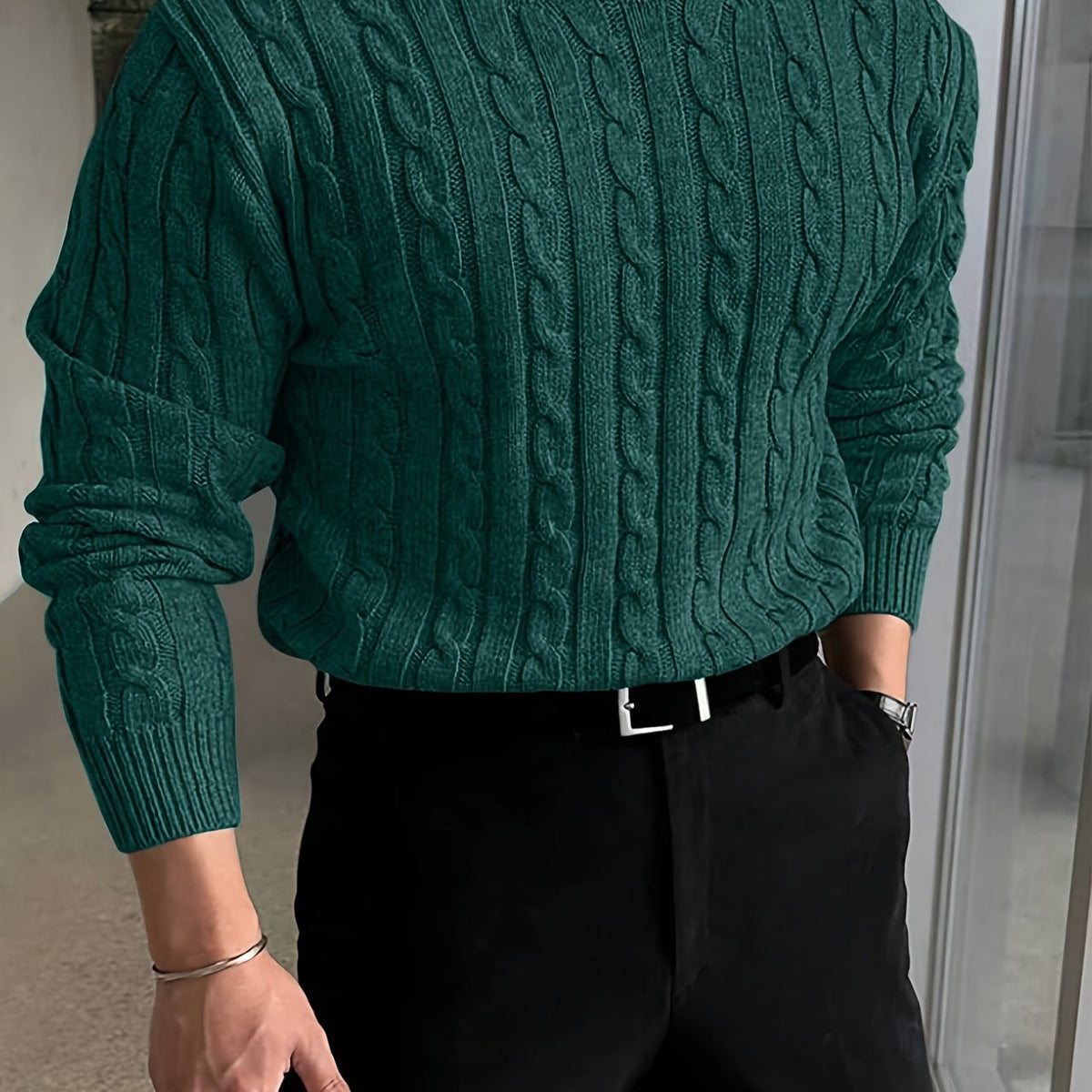 Men's Relaxed Textured Cable Sweater for Work and Weekends - Dark Green