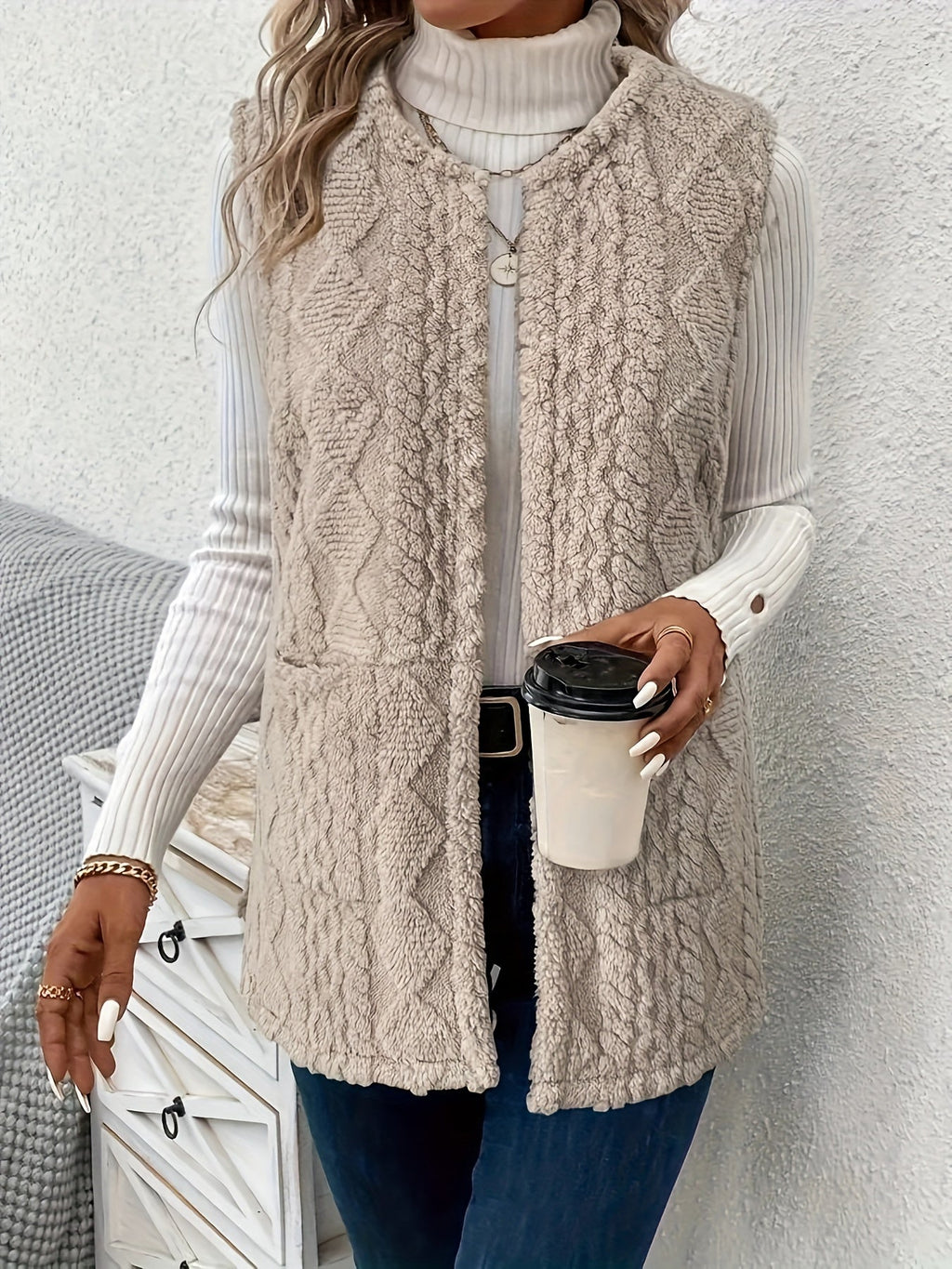 Women's Open Plush Layering Vest with Two Front Pockets