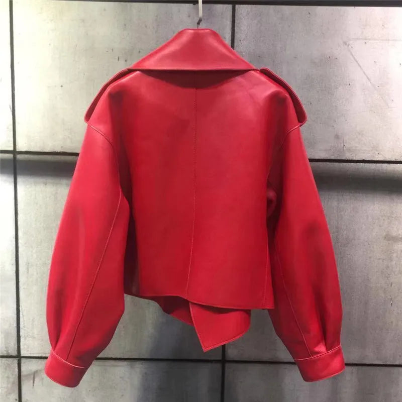 Women's Retro-Inspired Cropped Jacket with Oversized Lapel Collar