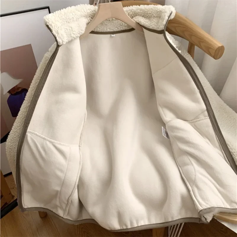 Women's Relaxed Teddy Fleece Jacket with High Collar and Zip Front