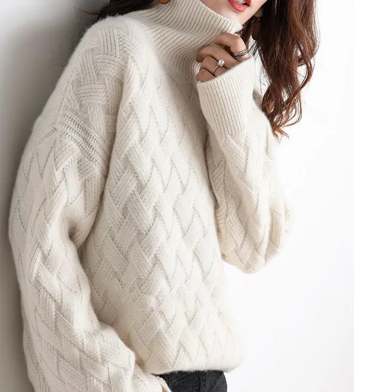 Women's Relaxed Cable Turtleneck Sweater for Fall and Winter