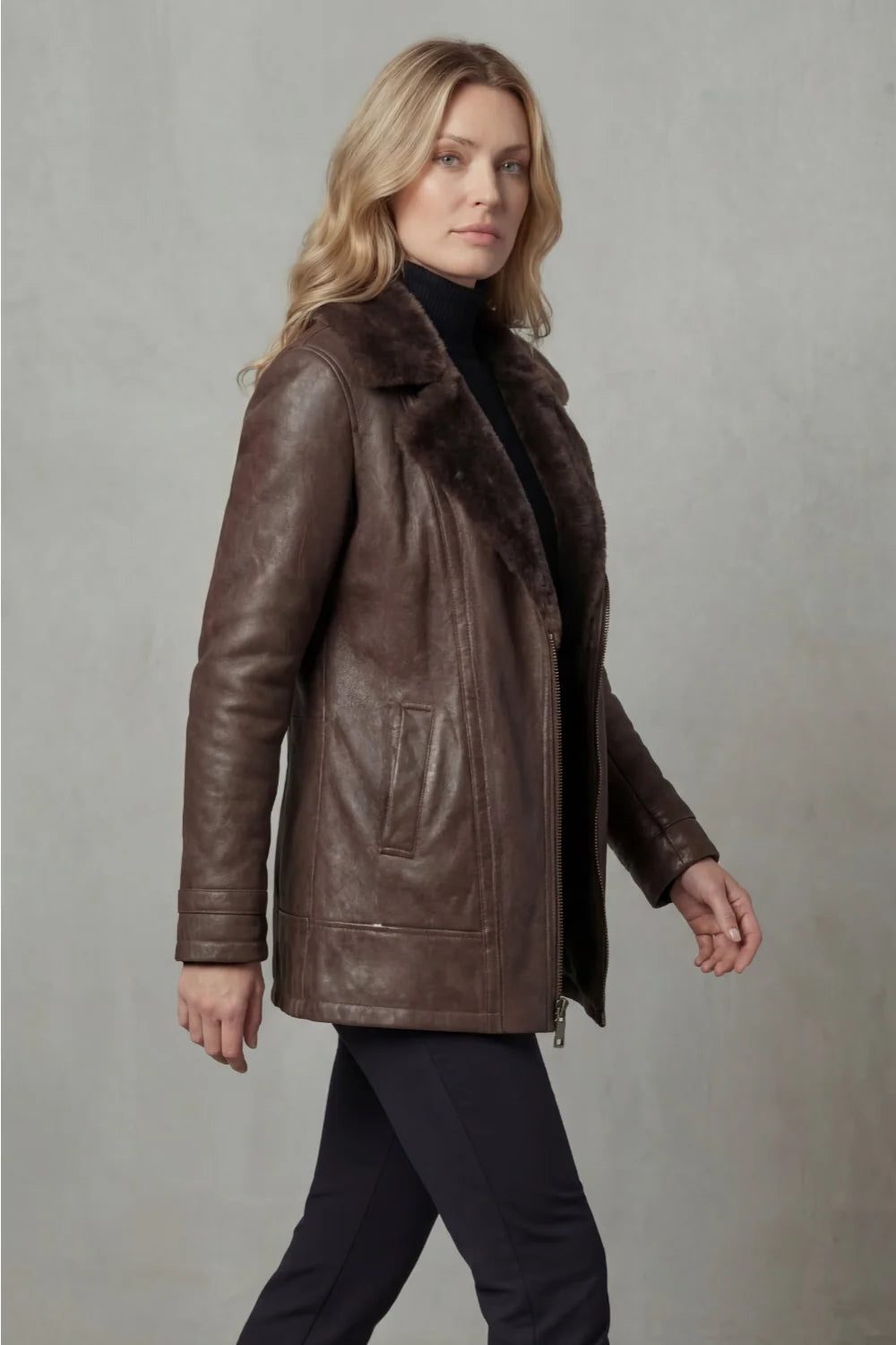 Women's Relaxed Leather-Look Jacket with Plush Faux Fur Collar