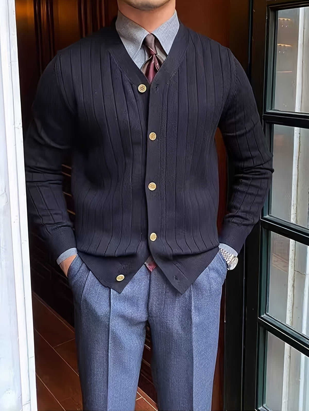 Men's Relaxed Button-Up Cardigan Sweater for Cool Mornings