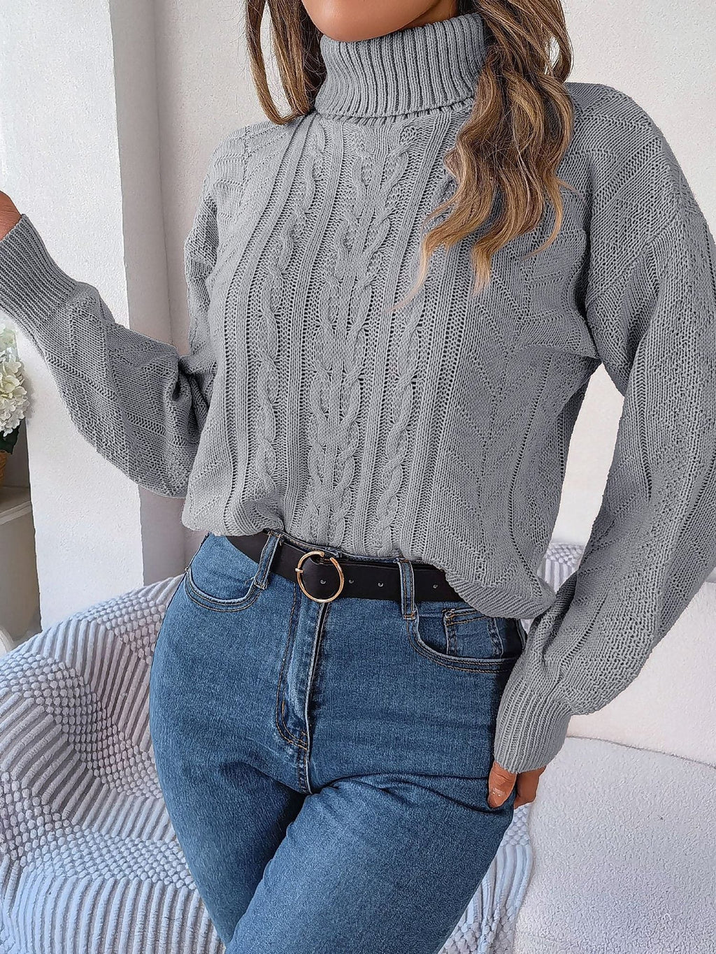 Women's Tuck-In Turtleneck Sweater with Raised Cable Detail