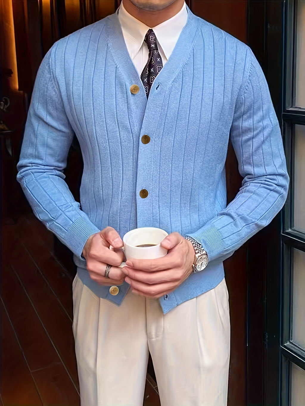 Men's Relaxed Button-Up Cardigan Sweater for Cool Mornings