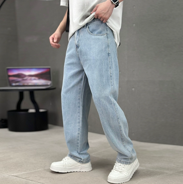 Men's Roomy Full-Length Jeans with Classic Straight Leg - Light Blue