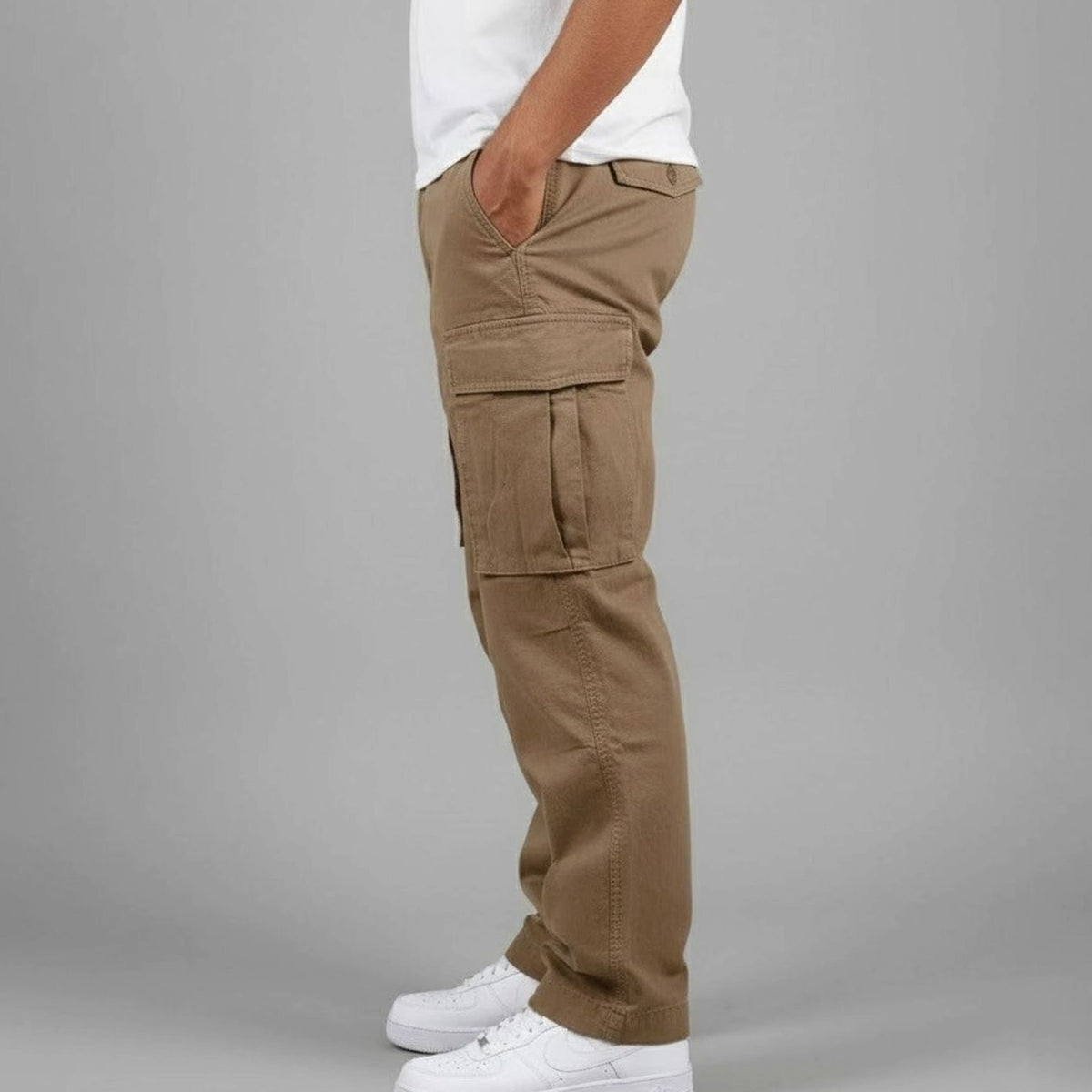 Men's Generous-Cut Streetwear Cargo Pants with Flap Pockets