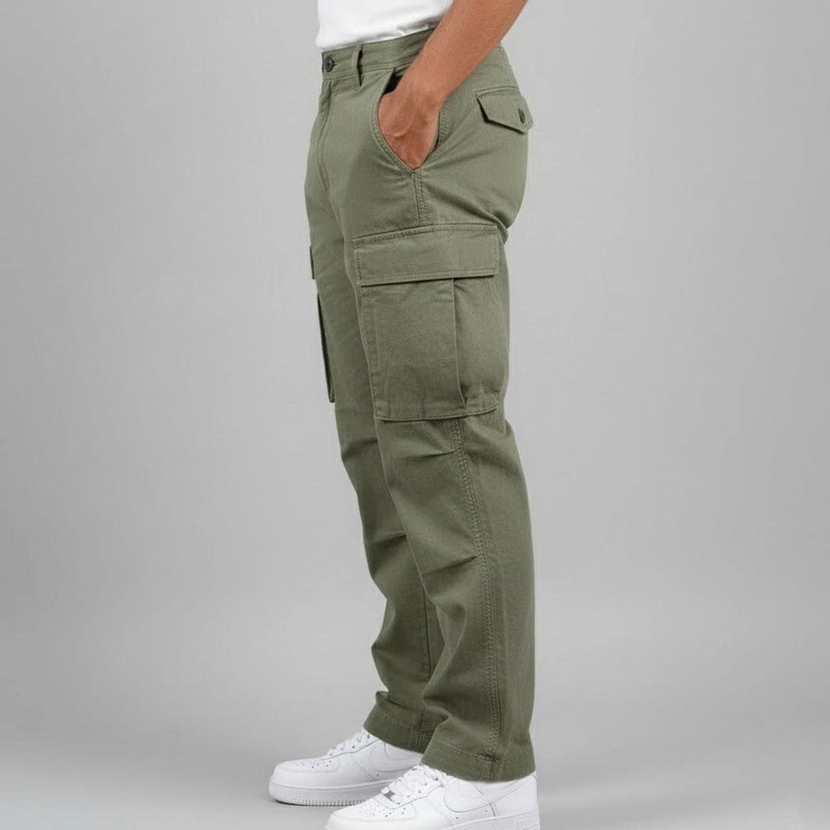 Men's Generous-Cut Streetwear Cargo Pants with Flap Pockets