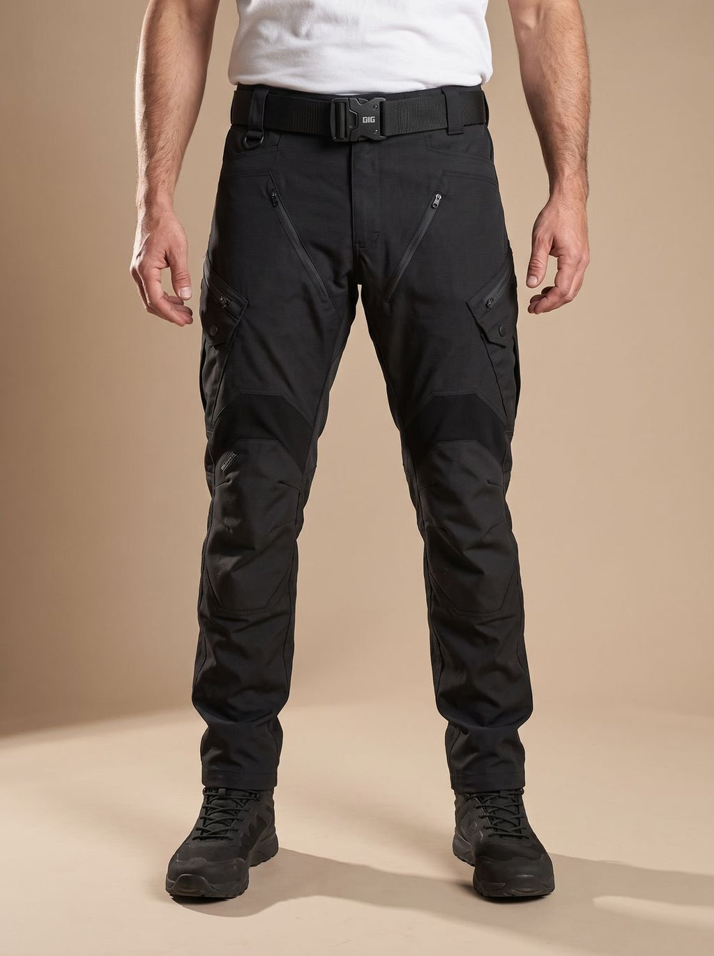 Men's Water-Repellent Work Pants with Multiple Cargo Pockets