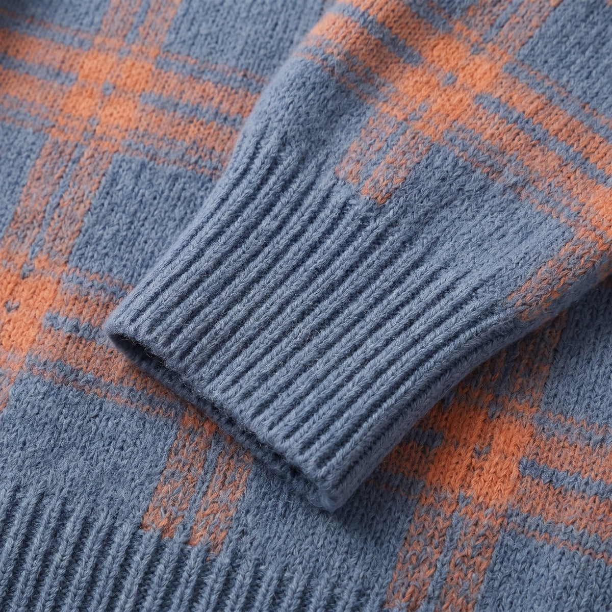 Women's Relaxed Collared Sweater in Retro Check Knit