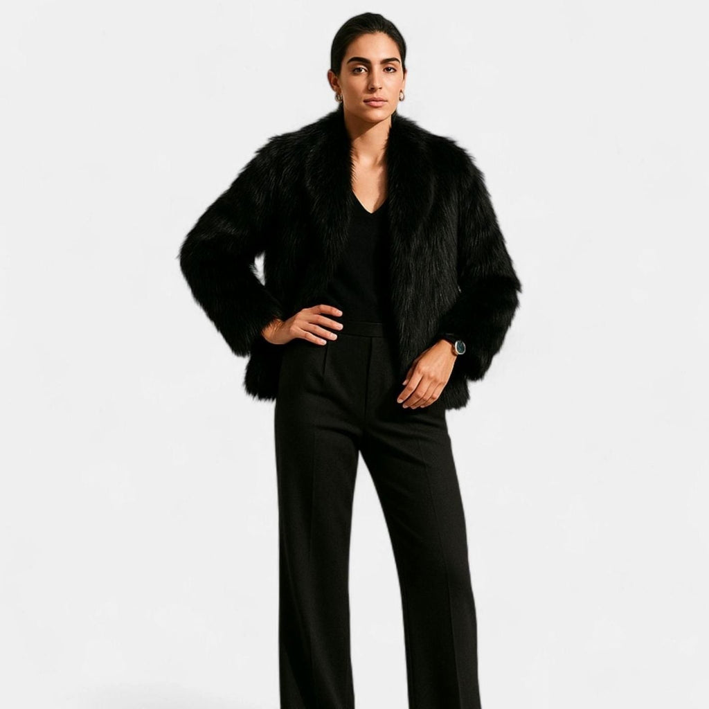 Women's Short Plush Faux Fur Jacket with Face-Framing Collar