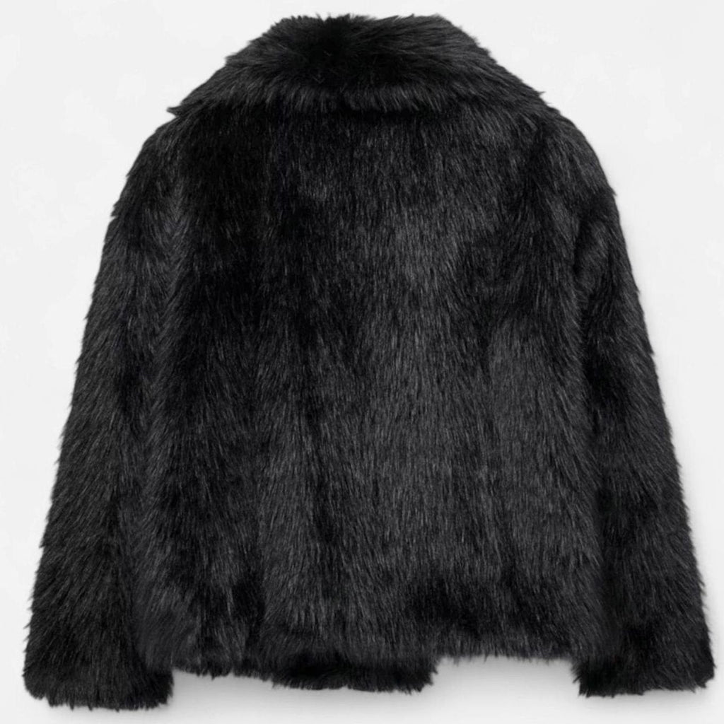 Women's Short Plush Faux Fur Jacket with Face-Framing Collar