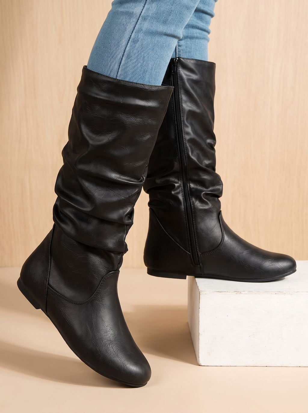 Women's Gathered-Shaft Flat Slouch Boots with Spacious Round Toe