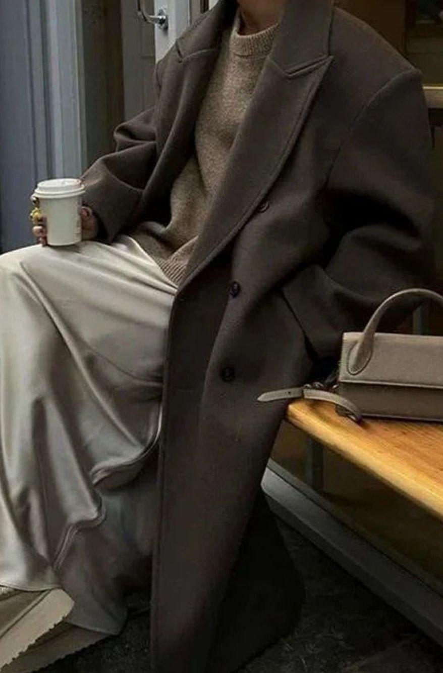 Women's Dramatic Maxi-Length Buttoned Coat with Oversized Fit