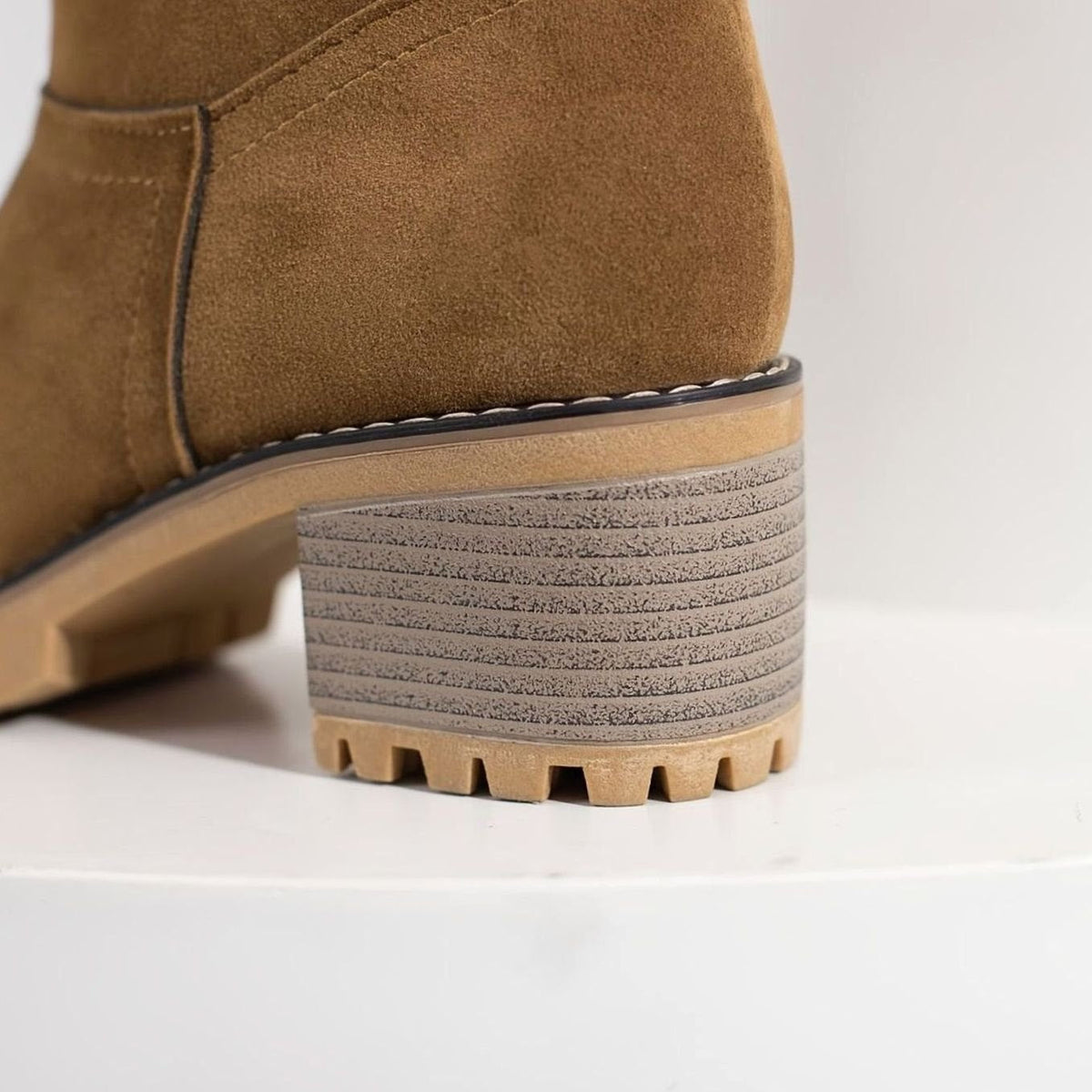 Women's Sherpa-Trimmed Suede-Look Winter Booties with Lug Sole
